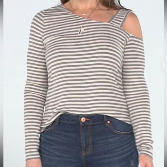 Cabi Gray & Craem Striped Cold Shoulder Dare Tee (4568). Medium NWOT - Picture 4 of 9